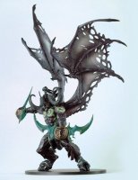 Фігурка Иллидан з Warcraft: ILLIDAN STORMRAGE Demon form Deluxe Collector Figure