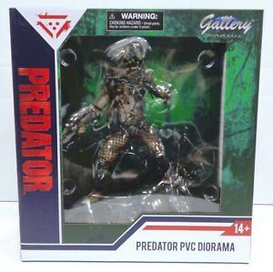 Фігурка Diamond Select Toys Predator Gallery: Jungle Predator Figure