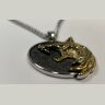 Кулон Геральта медальйон 3D Відьмак (The Witcher Geralt) з нержавіючої сталі з рунами (золотий вовк)