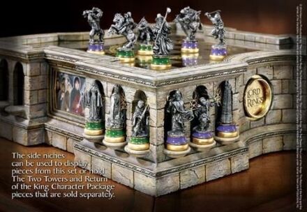 Шахи Володар кілець The Lord of the Rings Chess Set