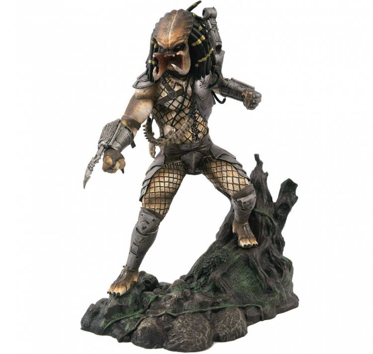 Статуэтка Diamond Select Toys Predator Gallery: Unmasked Predator Figure (Хищник) 
