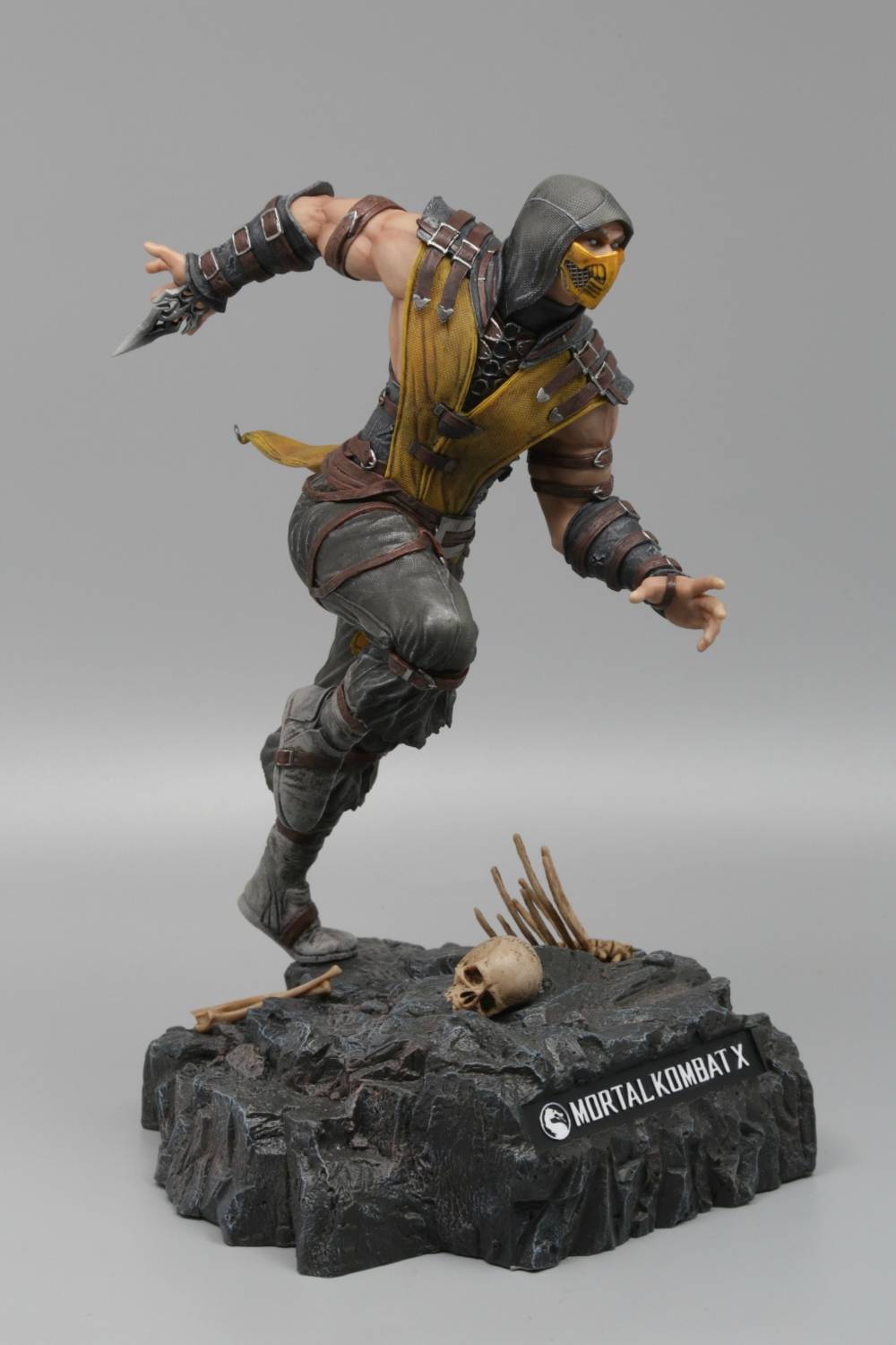 Scorpion statue new arrivals mortal kombat